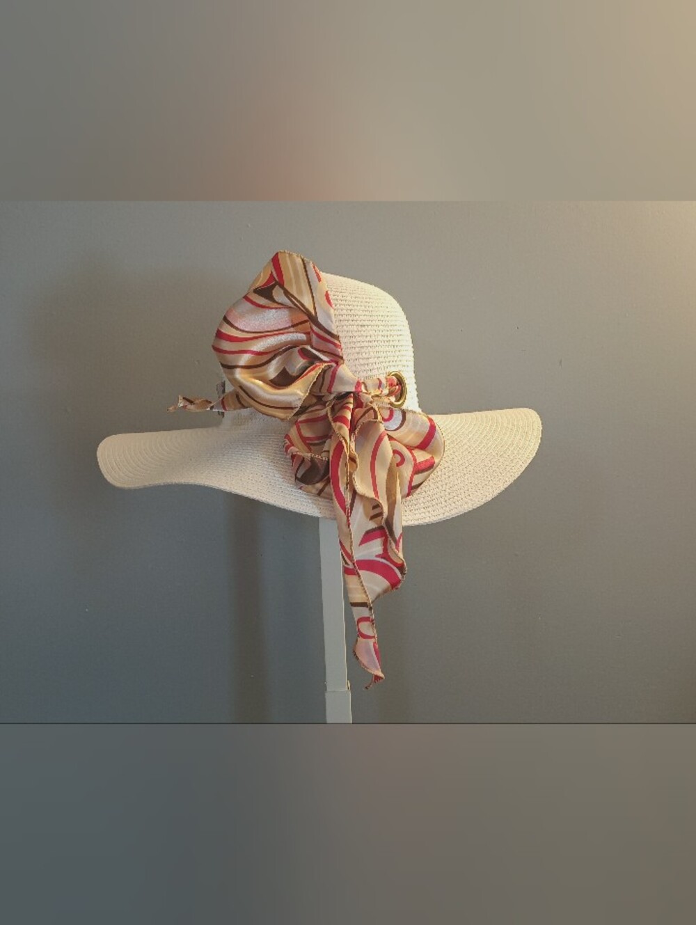 𝐈𝐧𝐝𝐢𝐠𝐨 𝐒𝐨𝐮𝐥 𝐖𝐡𝐢𝐭𝐞 𝐓𝐢𝐞 𝐅𝐥𝐨𝐩𝐩𝐲 𝐇𝐚𝐭 - Picture 4 of 11